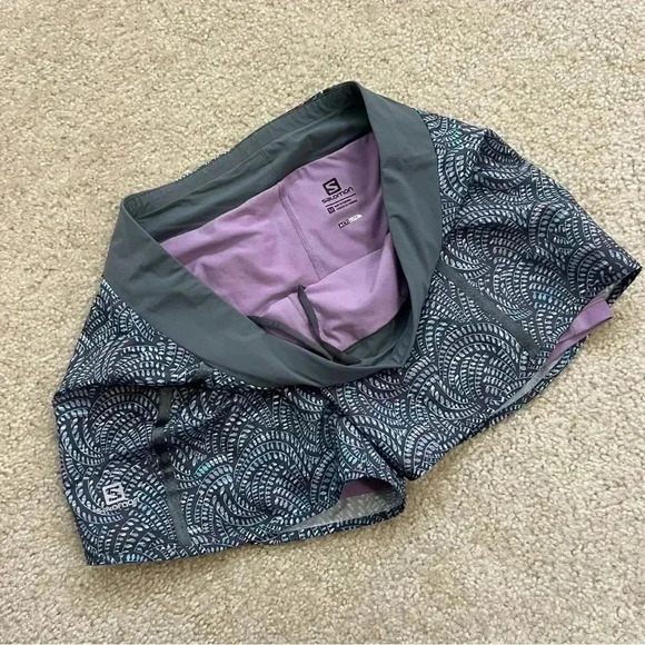 Salomon Women Actilite Athletic Shorts Med Lavender Blue Pattern Running Active. - Picture 4 of 14